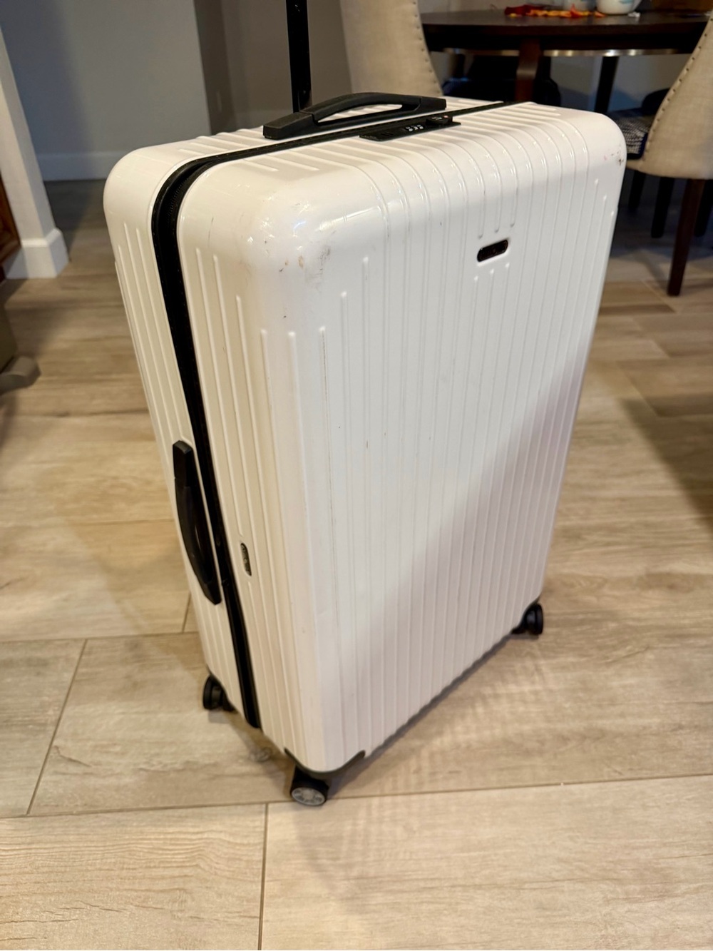 RIMOWA Salsa Air 28”spinner suitcase made in Canada
